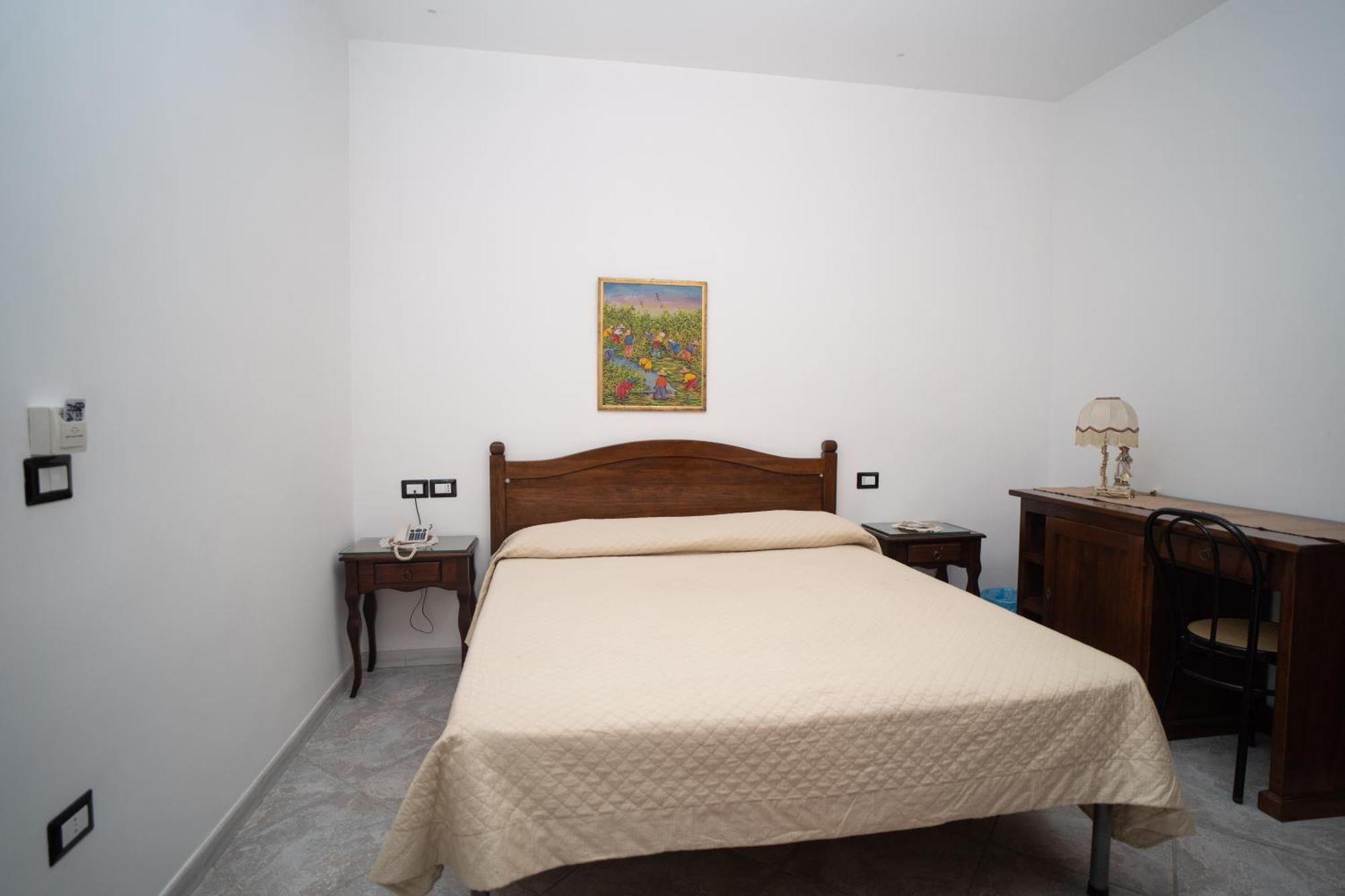 Hotel Caribe Casalnuovo Di Napoli Εξωτερικό φωτογραφία