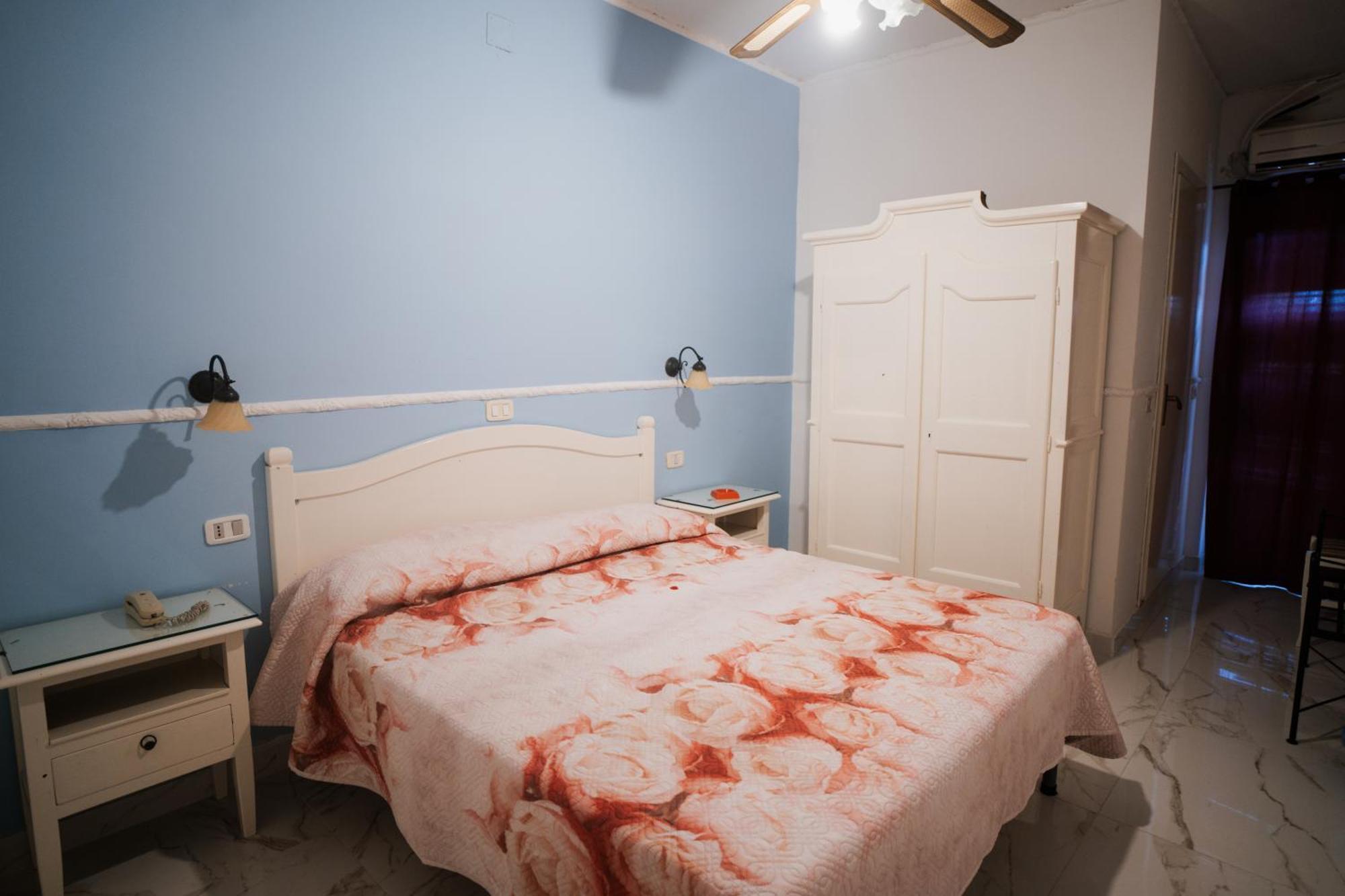 Hotel Caribe Casalnuovo Di Napoli Εξωτερικό φωτογραφία